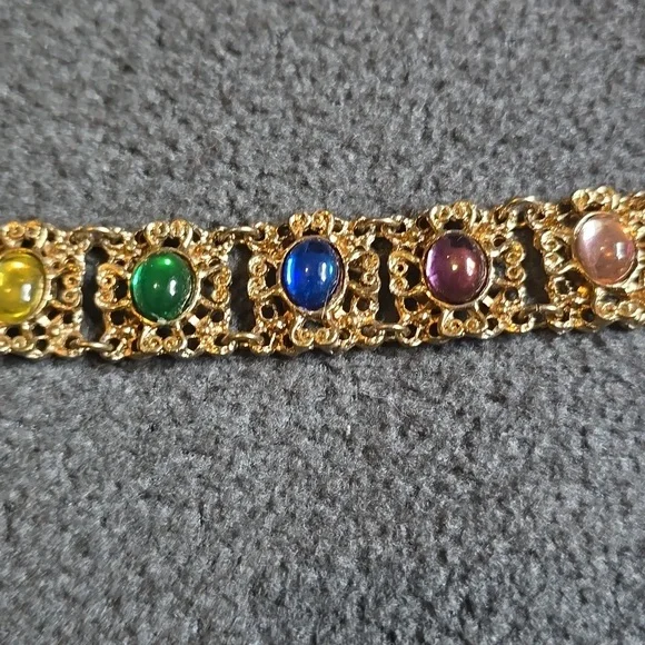 Vintage Gold Tone Ornate Bracelet with Multicolor Stones VGUC - Picture 3 of 14